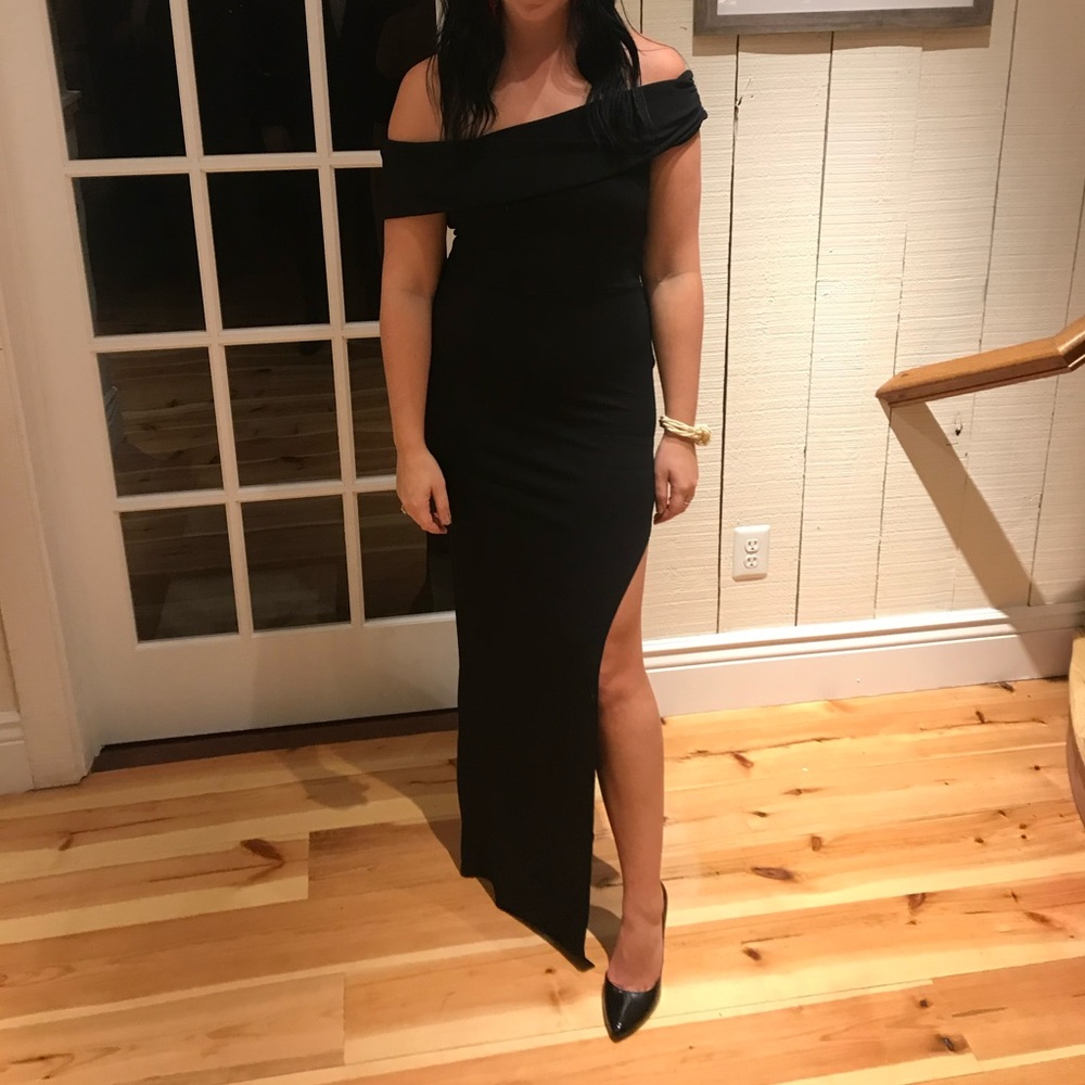 Windsor Black Gown